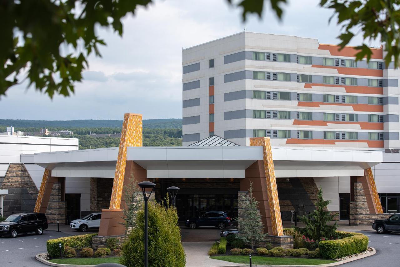 Mohegan Pennsylvania - Adults Only Wilkes-Barre Bagian luar foto