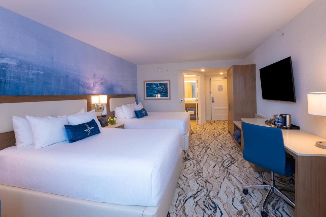 Mohegan Pennsylvania - Adults Only Wilkes-Barre Bagian luar foto
