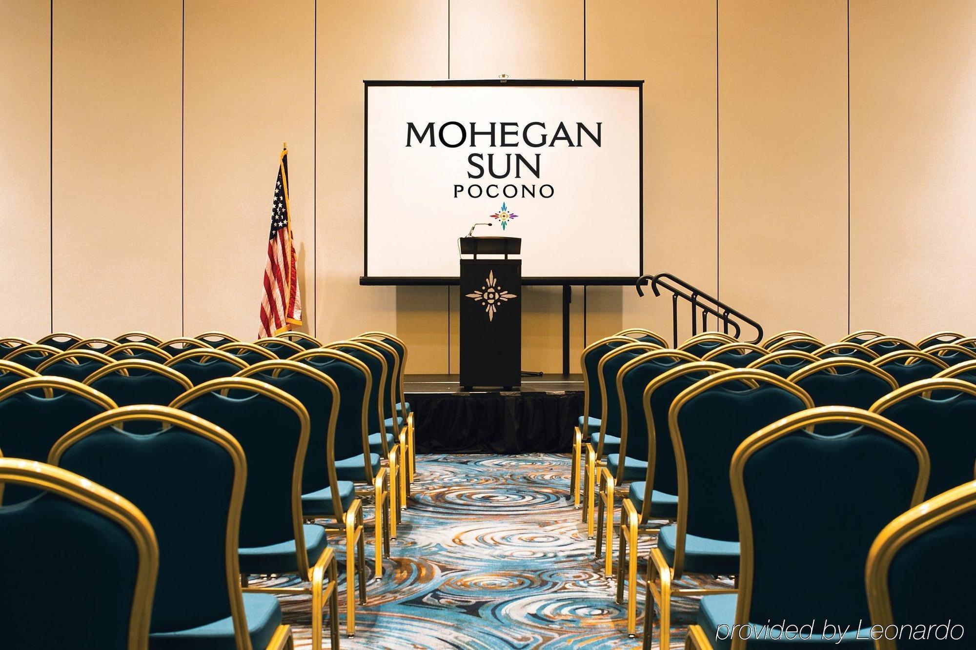 Mohegan Pennsylvania - Adults Only Wilkes-Barre Bagian luar foto
